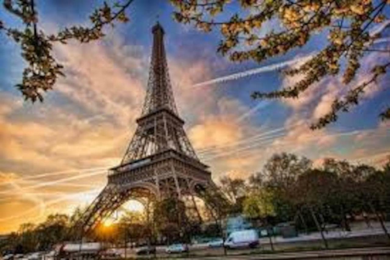 Charmant Studio Equipe Proche Paris Et Versailles Шавиль Экстерьер фото